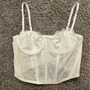 Urban Outfitters Lace Bustier in Cream